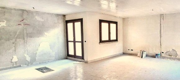 1غرفة مستودع في Carini, Italy رقم 332414 4