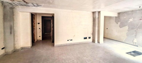 1غرفة مستودع في Carini, Italy رقم 332414 6