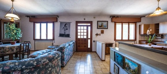Villa T4 em Argenta, Italy N.º 260456 5