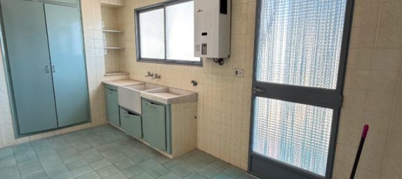 7 bedrooms Apartment in Valencia, Spain No. 153986 19