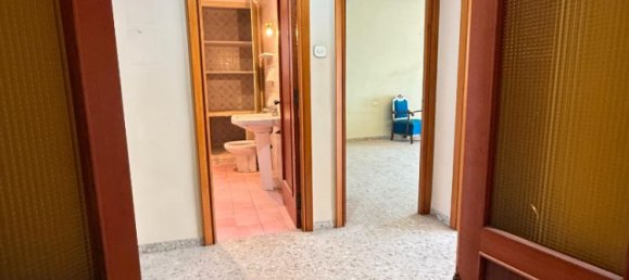 7 bedrooms Apartment in Valencia, Spain No. 153986 13