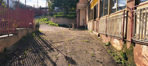 Вилла с 6 комнатами в Карини, Италия № 154549 4