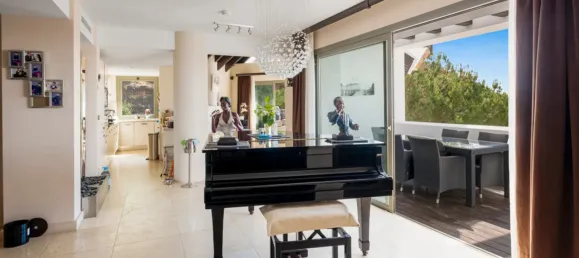 3 bedrooms Penthouse in Malaga, Spain No. 100926 17