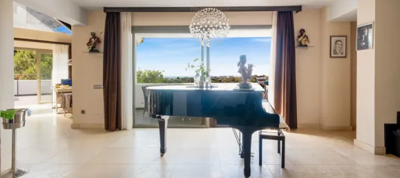 3 bedrooms Penthouse in Malaga, Spain No. 100926 16