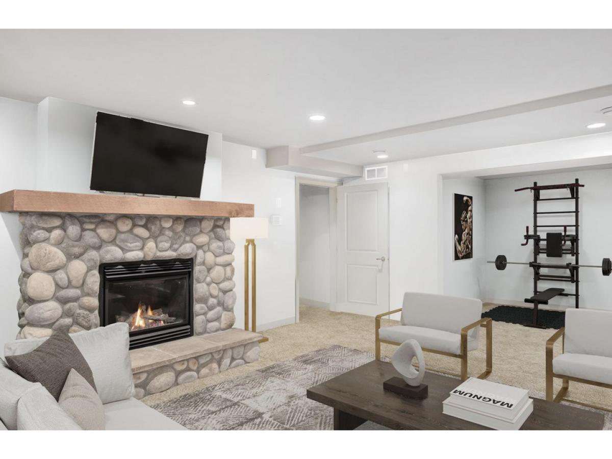 5 bedrooms House in British Columbia, Canada No. 197