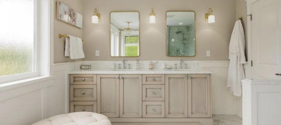 5 bedrooms House in British Columbia, Canada No. 197 6