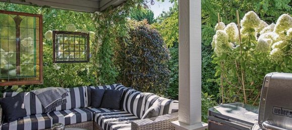 5 bedrooms House in British Columbia, Canada No. 197 11