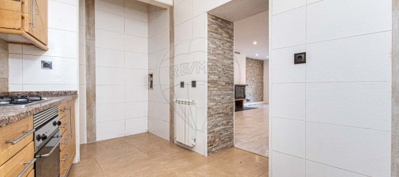 2 Schlafzimmer Haus in Loures, Portugal, Nr. 42369 9