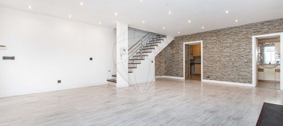 2 Schlafzimmer Haus in Loures, Portugal, Nr. 42369 3