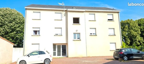 2 Schlafzimmer Wohnung in Thouars, France, Nr. 319805 3