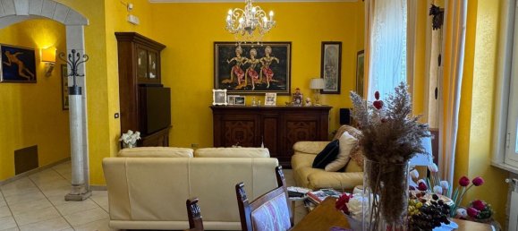 4 rooms Apartment in Caltanissetta, Italy No. 300150 3