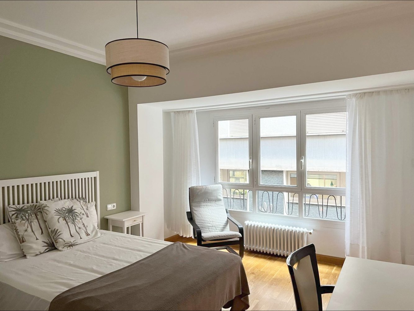 6 bedrooms Apartment in Zaragoza, Spain No. 68152