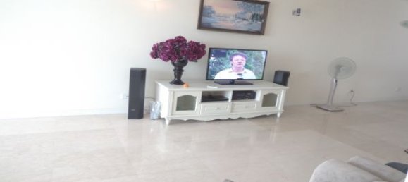 3 bedrooms Apartment in Tay Ho, Vietnam No. 6041 2