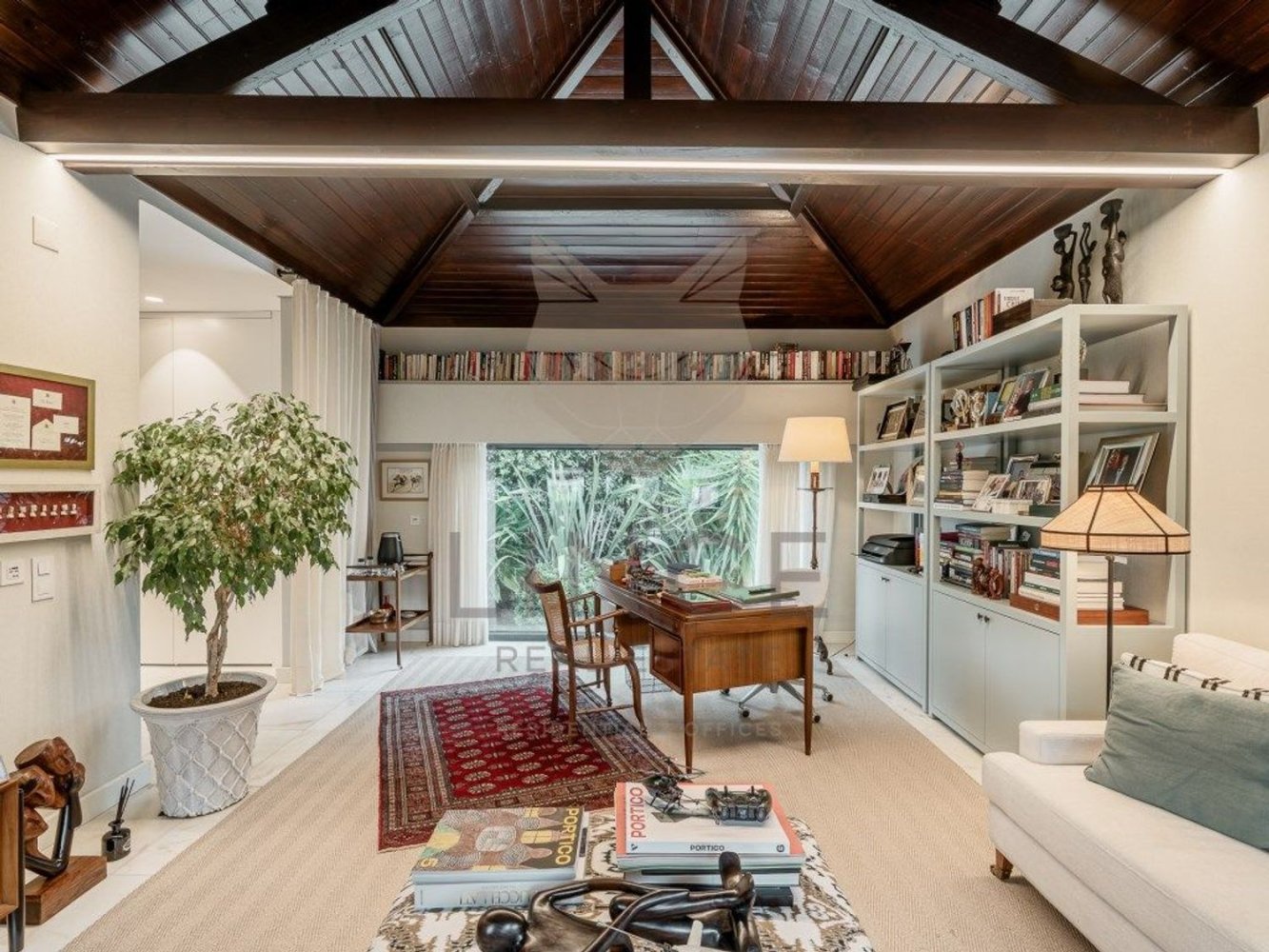 5 غرف نوم منزل في Lisbon, Portugal رقم 125553