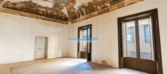 بناية في Mazara del Vallo, Italy 1200متر مربع رقم 206449 45