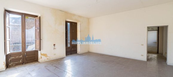 بناية في Mazara del Vallo, Italy 1200متر مربع رقم 206449 3