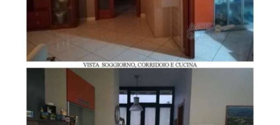 5 rooms Apartment in Somma Vesuviana, Italy No. 15879 4