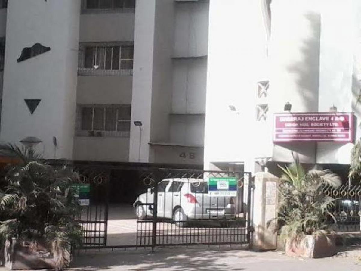 2 bedrooms House in Mumbai, India No. 28344