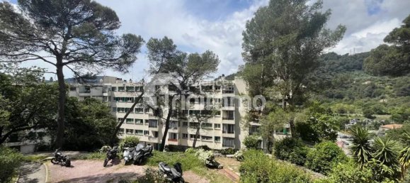 3 Schlafzimmer Wohnung in La Trinite, France, Nr. 316615 2