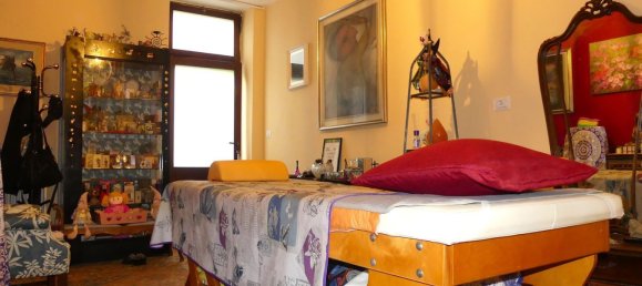 Studio in Pino Torinese, Italy No. 281183 7
