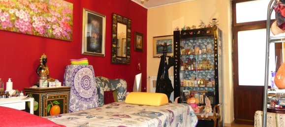 Studio in Pino Torinese, Italy No. 281183 8