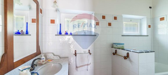 Villa de 9 habitaciónes en Monte San Vito, Italy No. 7078 9