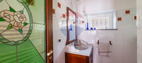 Villa de 9 habitaciónes en Monte San Vito, Italy No. 7078 8