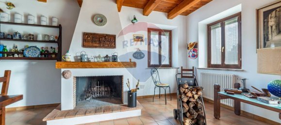 Villa de 9 habitaciónes en Monte San Vito, Italy No. 7078 11