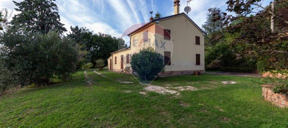 Villa de 9 habitaciónes en Monte San Vito, Italy No. 7078 32