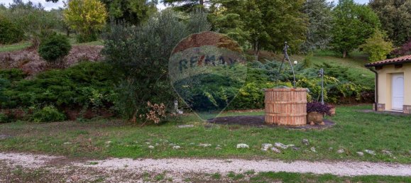 Villa de 9 habitaciónes en Monte San Vito, Italy No. 7078 36