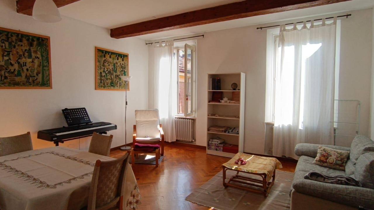 2-salle Appartement à Modena, Italy No. 37031