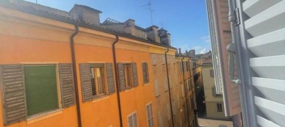 2-salle Appartement à Modena, Italy No. 37031 51
