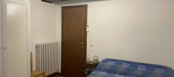 2-salle Appartement à Modena, Italy No. 37031 39
