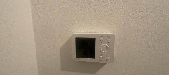 2-salle Appartement à Modena, Italy No. 37031 21