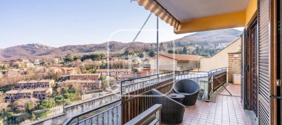 5-salle Villa à Monte Compatri, Italy No. 200358 3