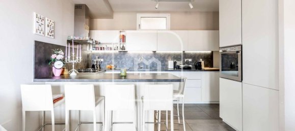 5-salle Villa à Monte Compatri, Italy No. 200358 9