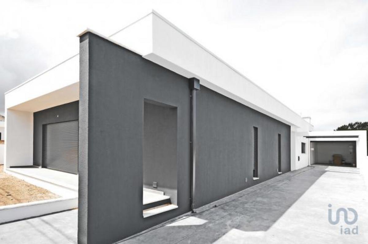 4 bedrooms House in Seixal, Portugal No. 1307