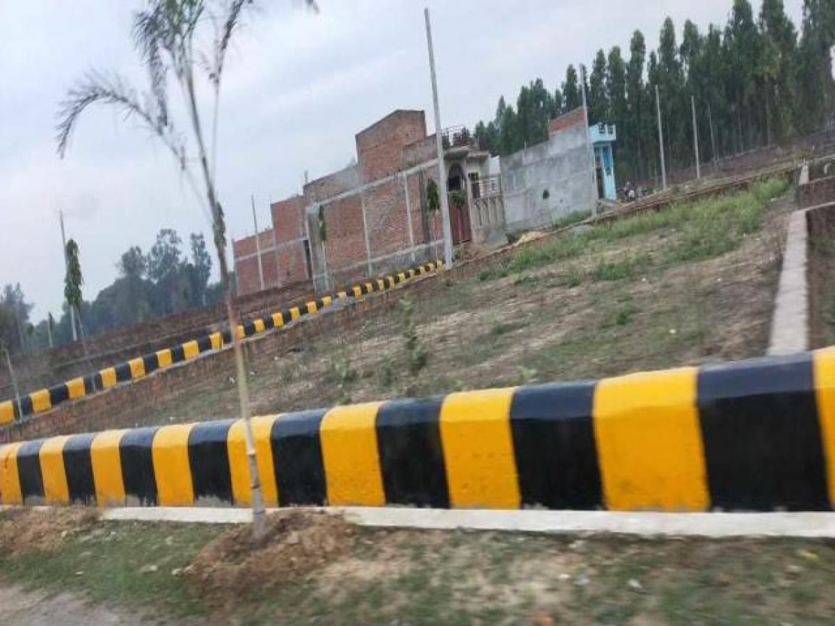 Grundstück in Lucknow, India, Nr. 33136