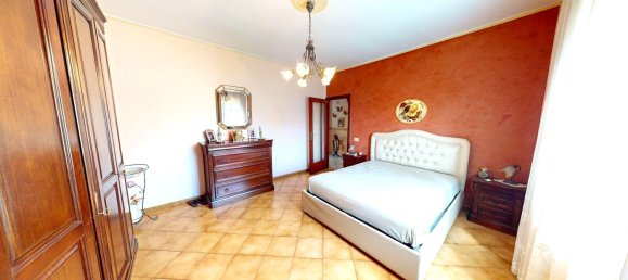 4-Zimmer Wohnung in Pomigliano d'Arco, Italy, Nr. 99809 13