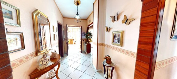 4-Zimmer Wohnung in Pomigliano d'Arco, Italy, Nr. 99809 14