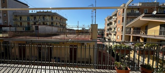 4-Zimmer Wohnung in Pomigliano d'Arco, Italy, Nr. 99809 2