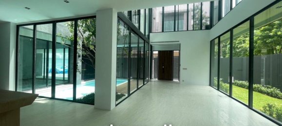 5 bedrooms Cafe / restaurant in Bangkok, Thailand No. 20487 3