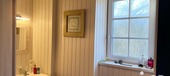 2 bedrooms House in Manche, France No. 282549 8