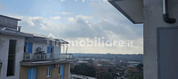 Apartamento de 3 dormitorios en Biella, Italy No. 81468 8