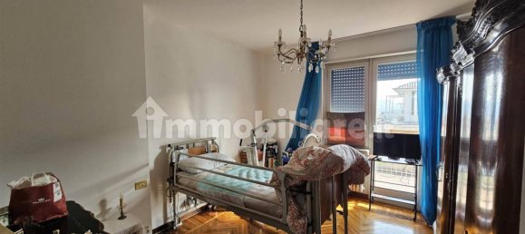 Apartamento de 3 dormitorios en Biella, Italy No. 81468 17