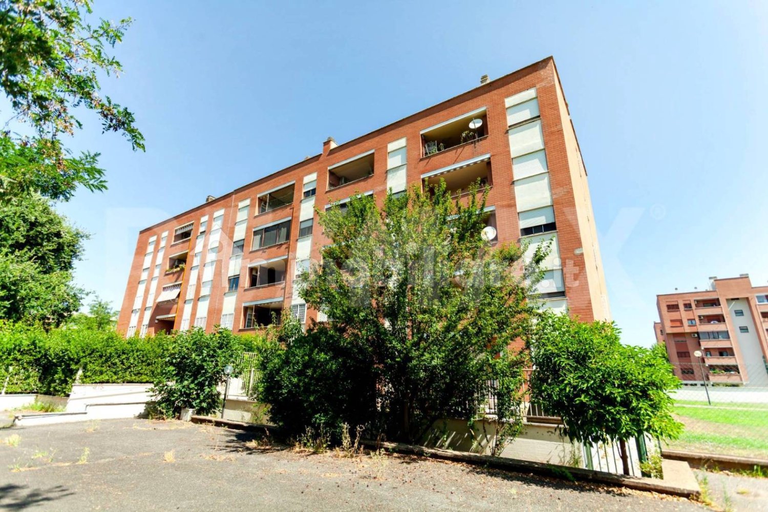 2 bedrooms Apartment in Rome, Italy No. 328339