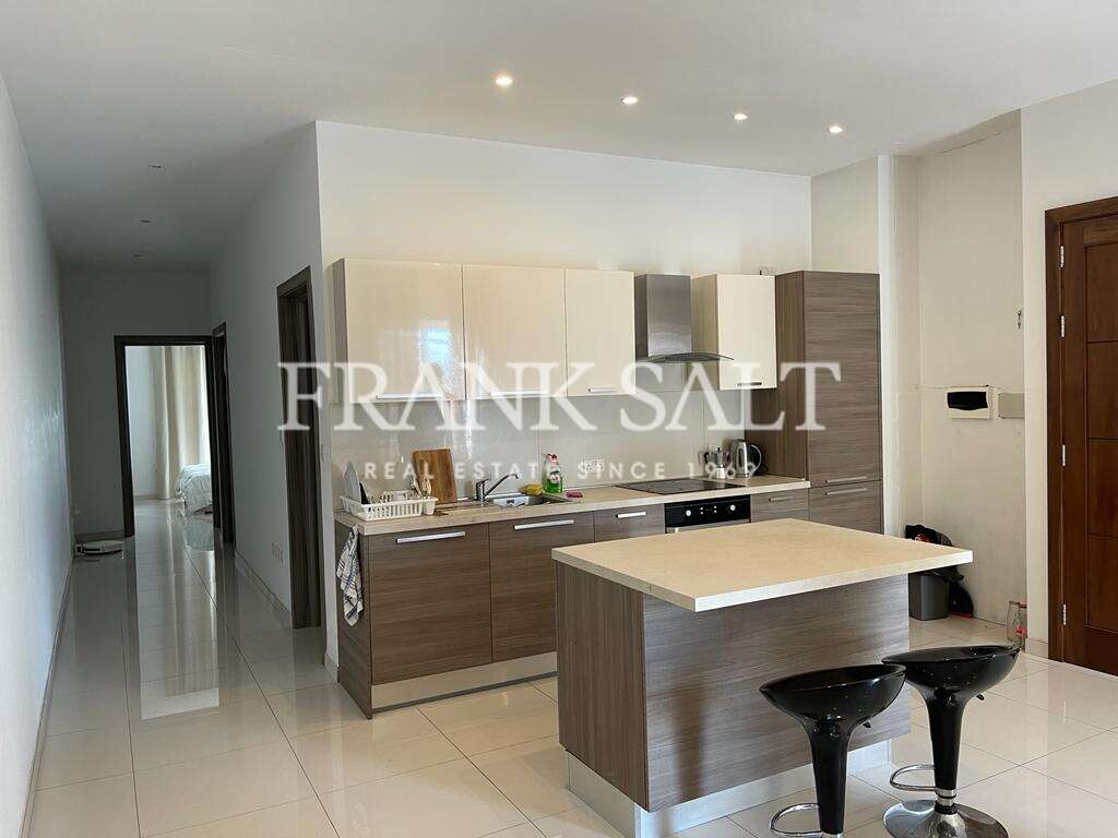 Apartamento de 2 dormitorios en Kappara, Malta No. 8386