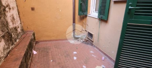 2 bedrooms Apartment in Genoa, Italy No. 27928 10