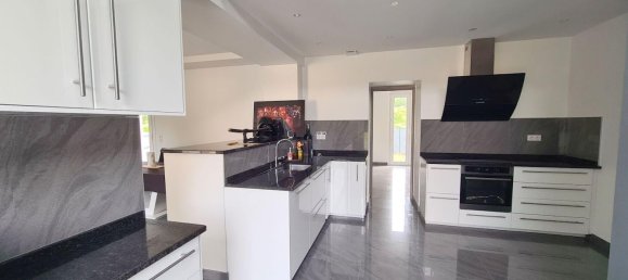 7 bedrooms House in Milly-la-Foret, France No. 138175 8