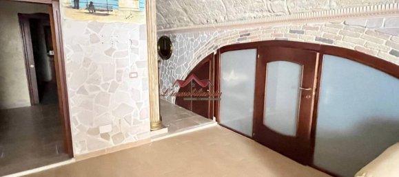 Квартира с 3 комнатами в Бари, Италия № 107366 11